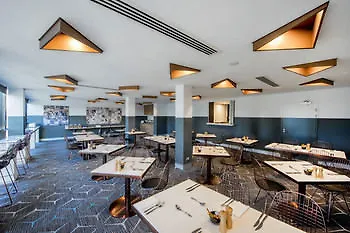 Rydges Perth Kings Square Hotel