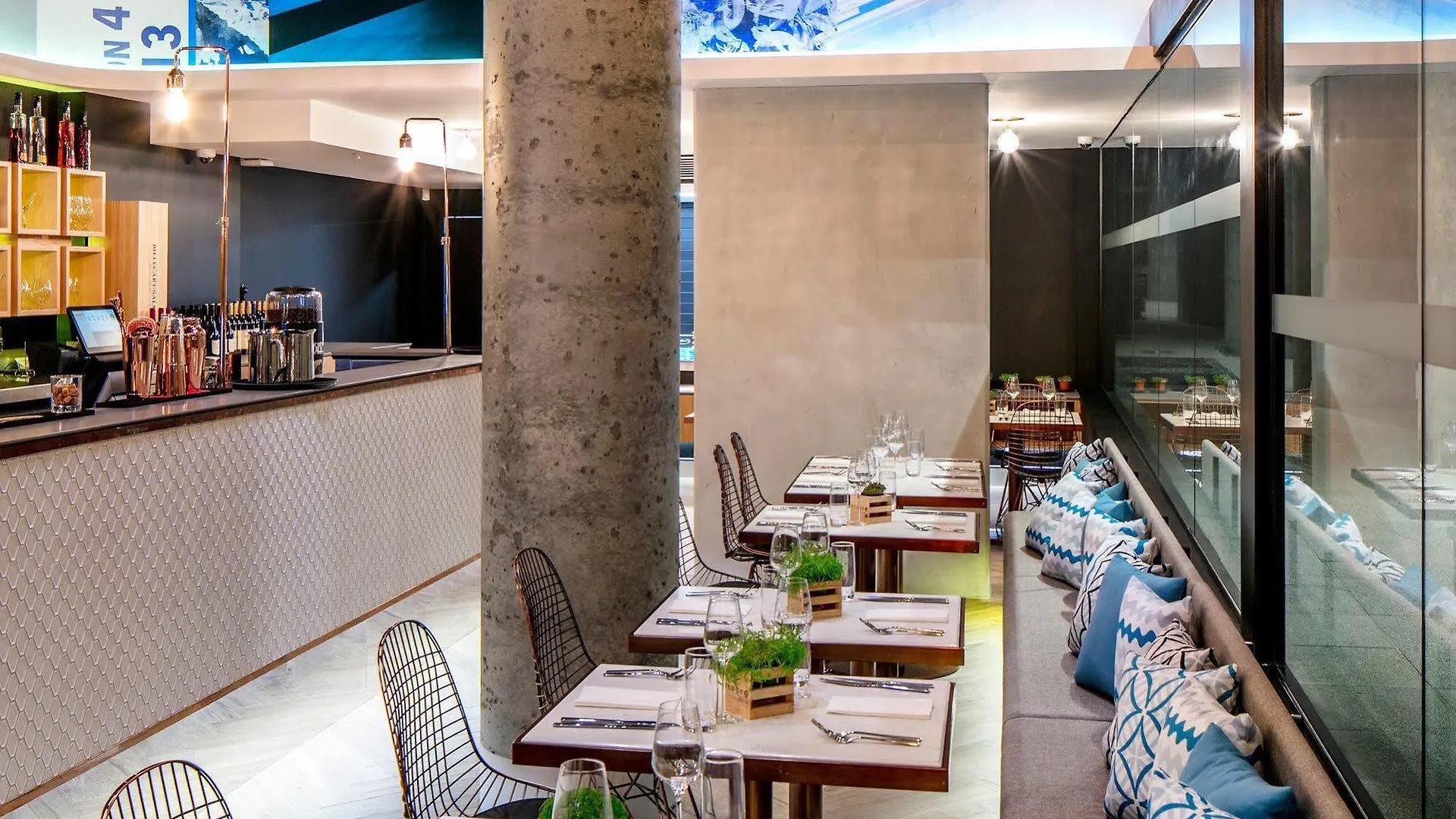 Rydges Perth Kings Square Hotel 4*,